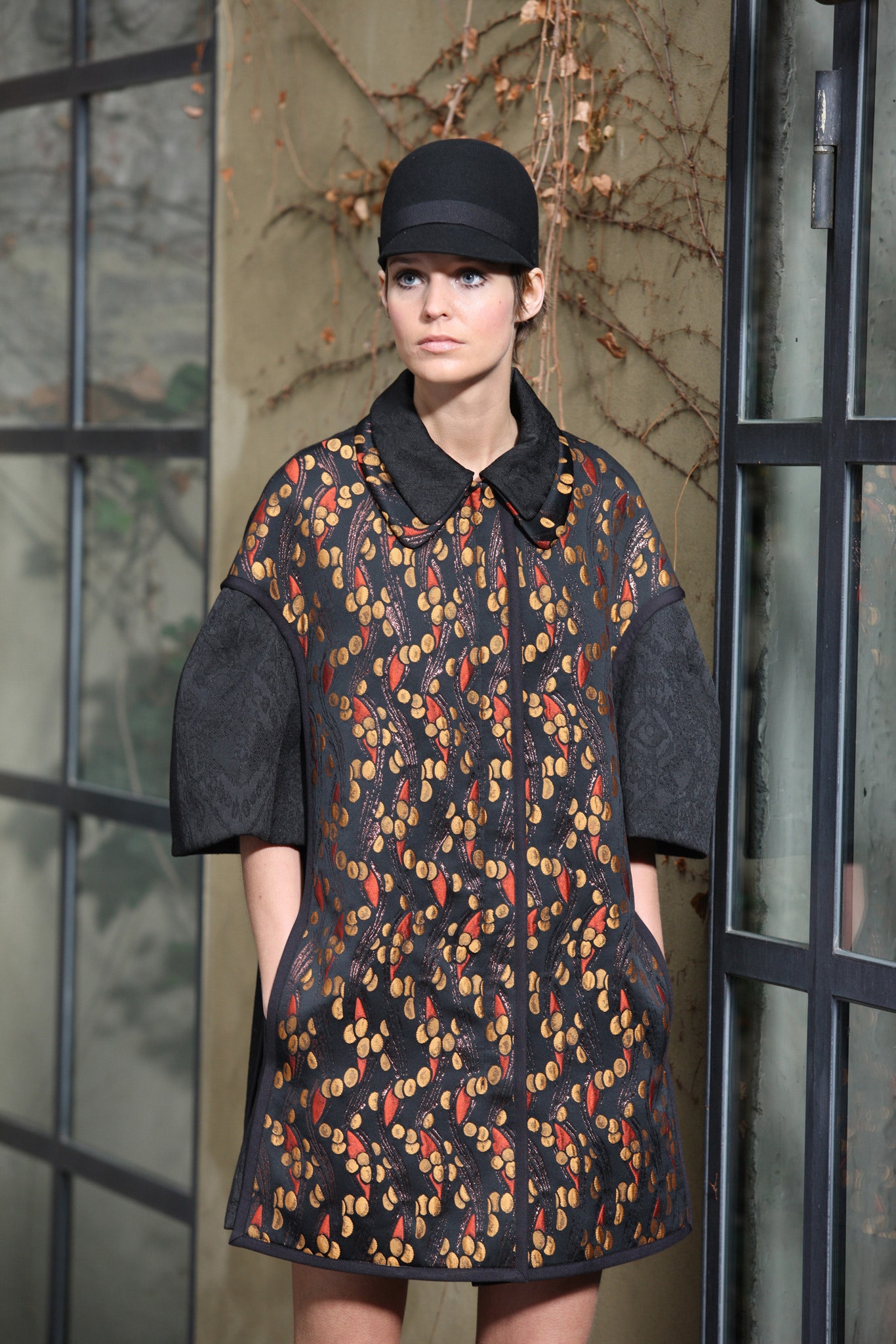 black printed relaxed coat