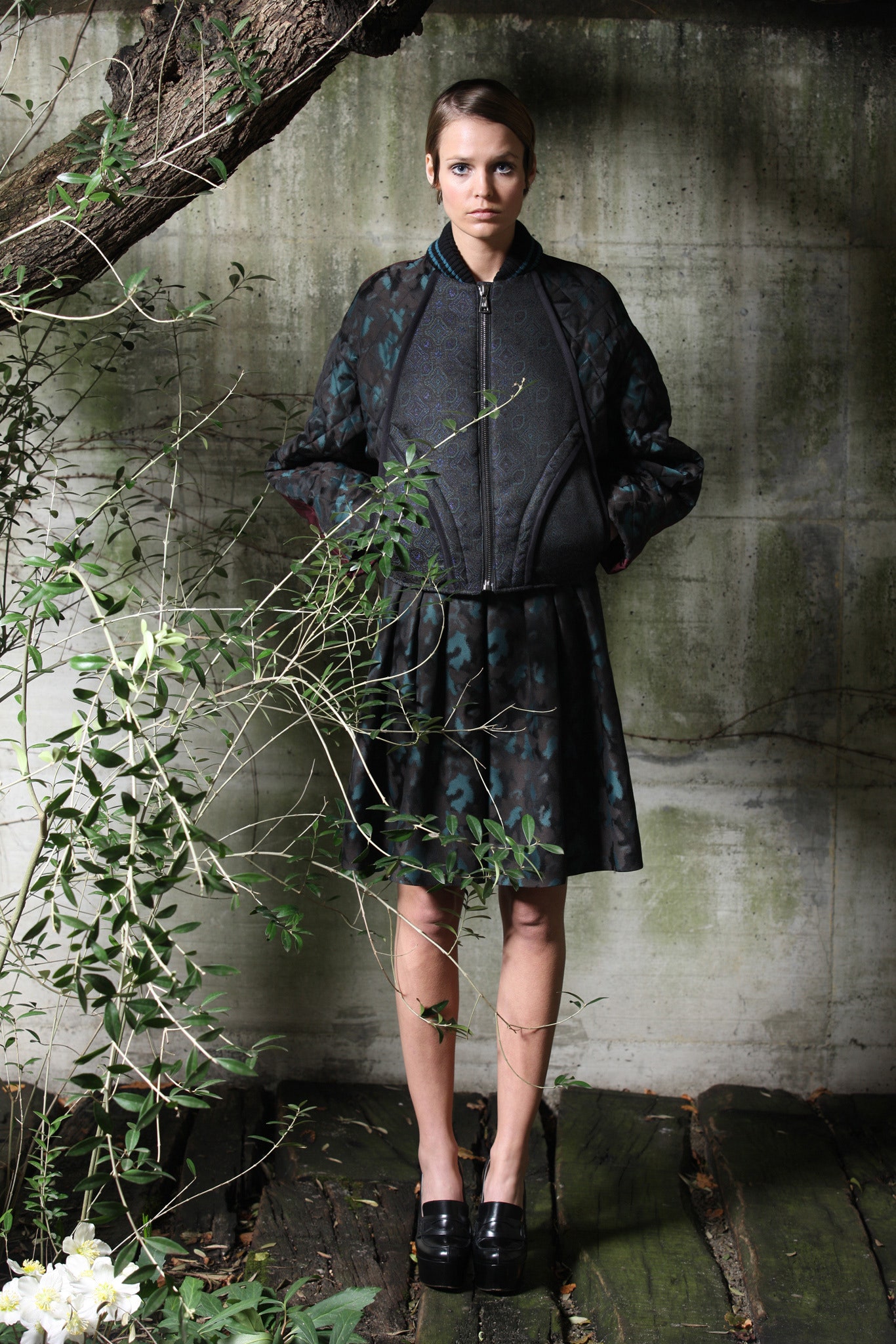 black silk long-sleeve collared oversized embroidered jacket