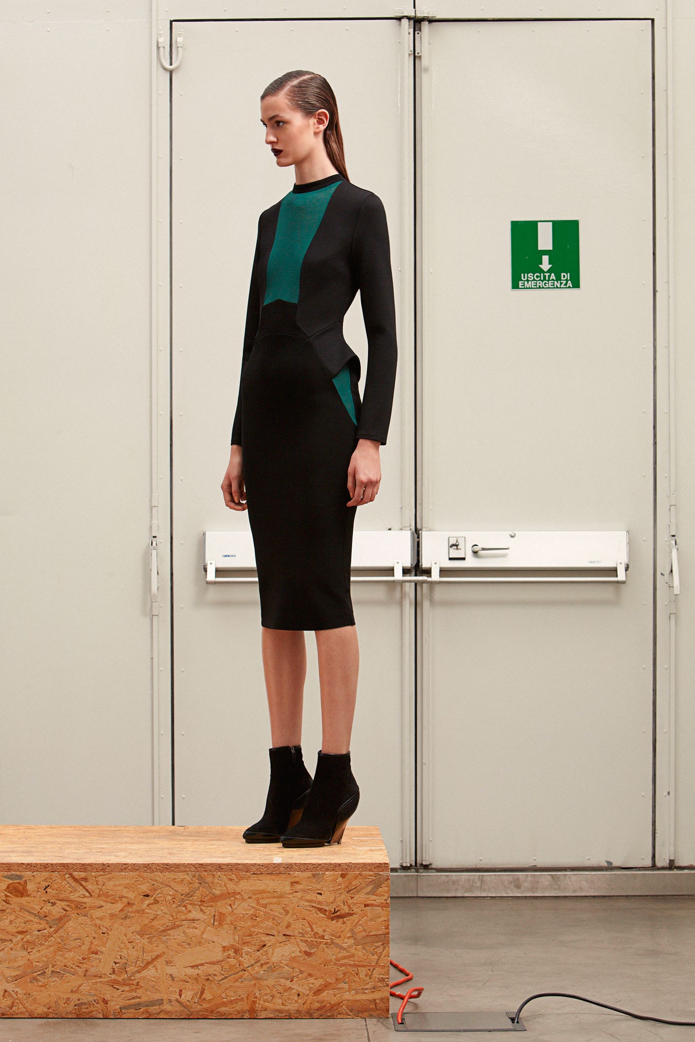 black and green fitted midi dress
