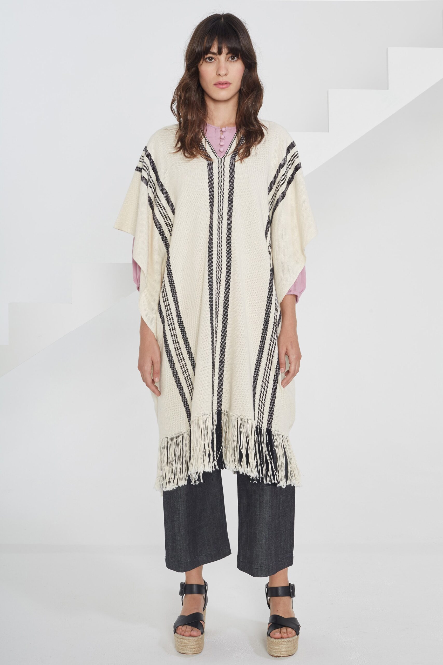 beige cotton sleeveless relaxed fringed poncho