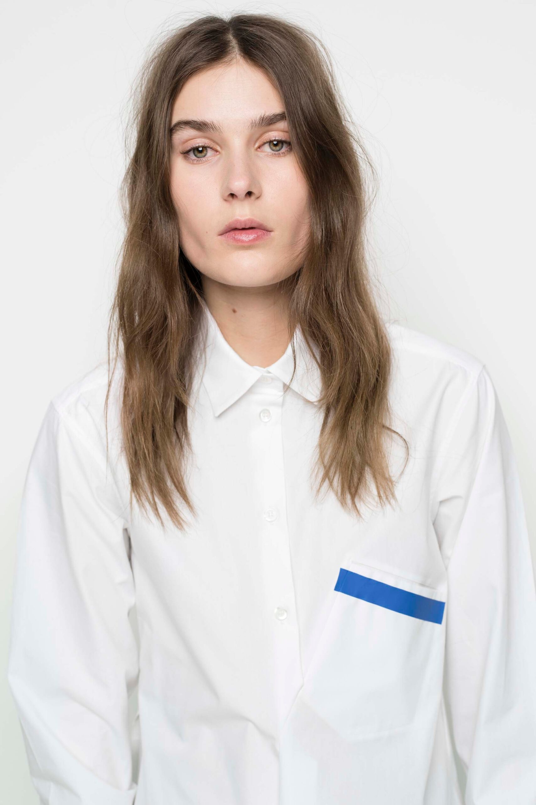 relaxed white cotton shirt