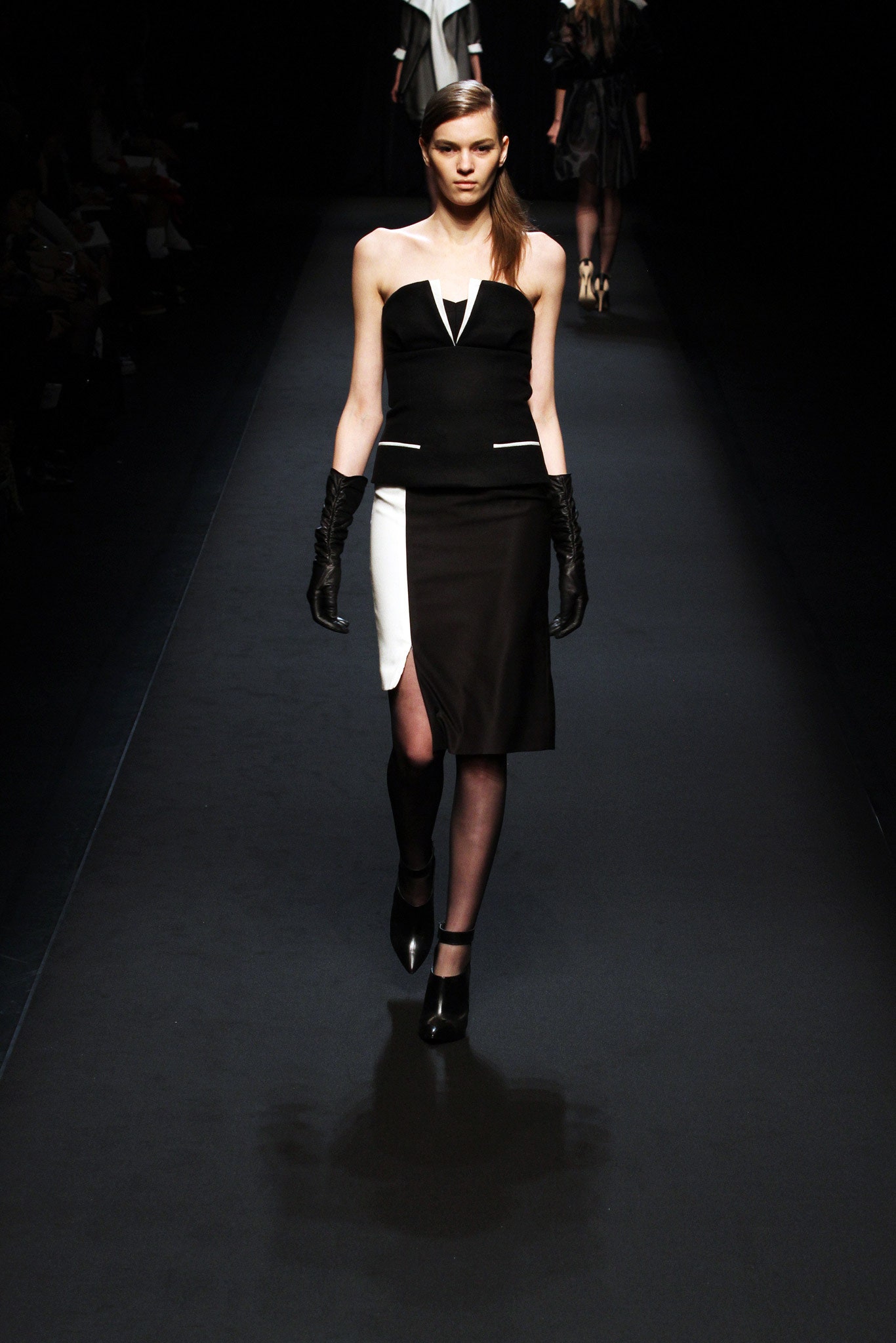 black and white fitted dress