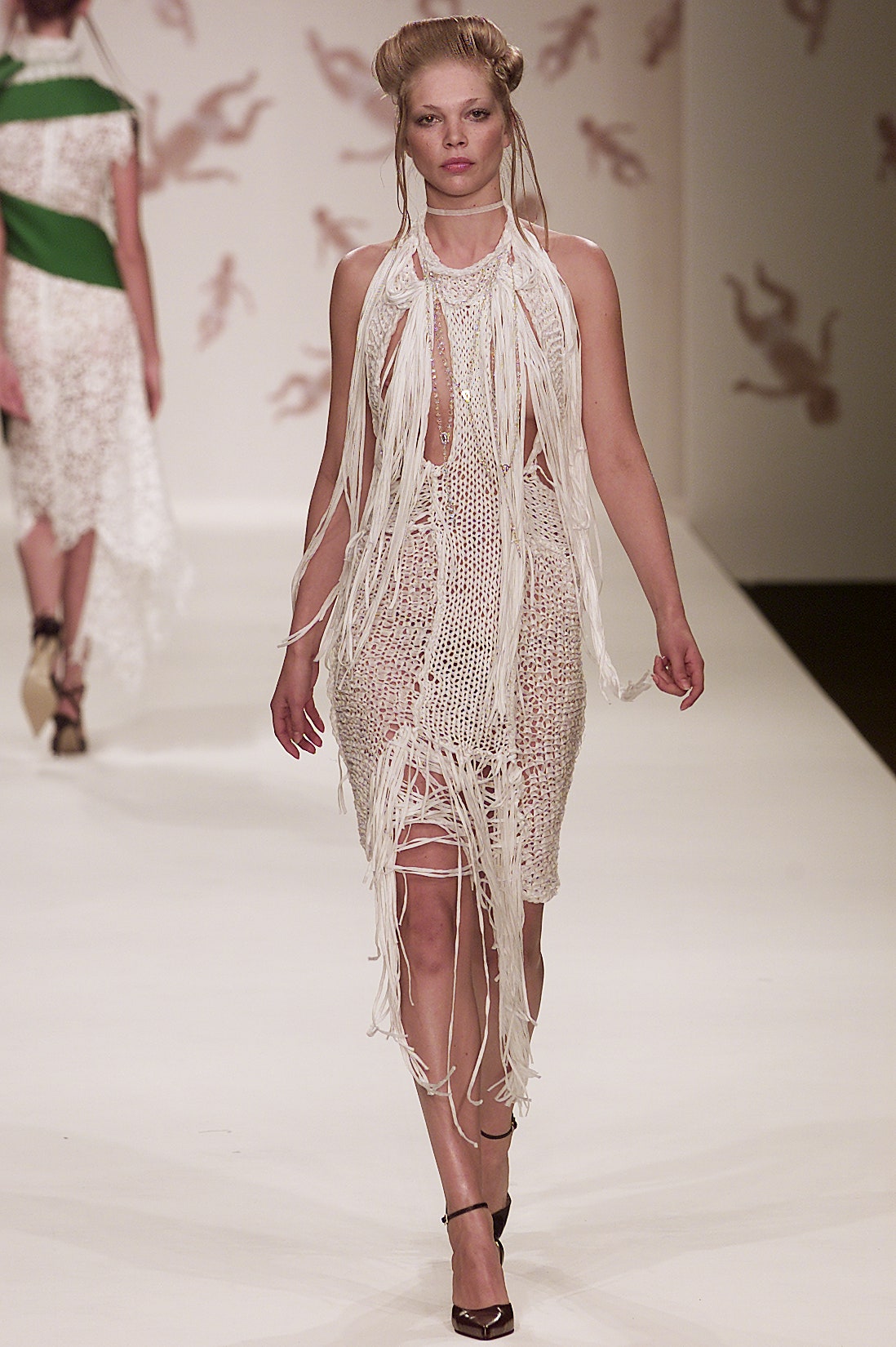 white fitted sleeveless dress