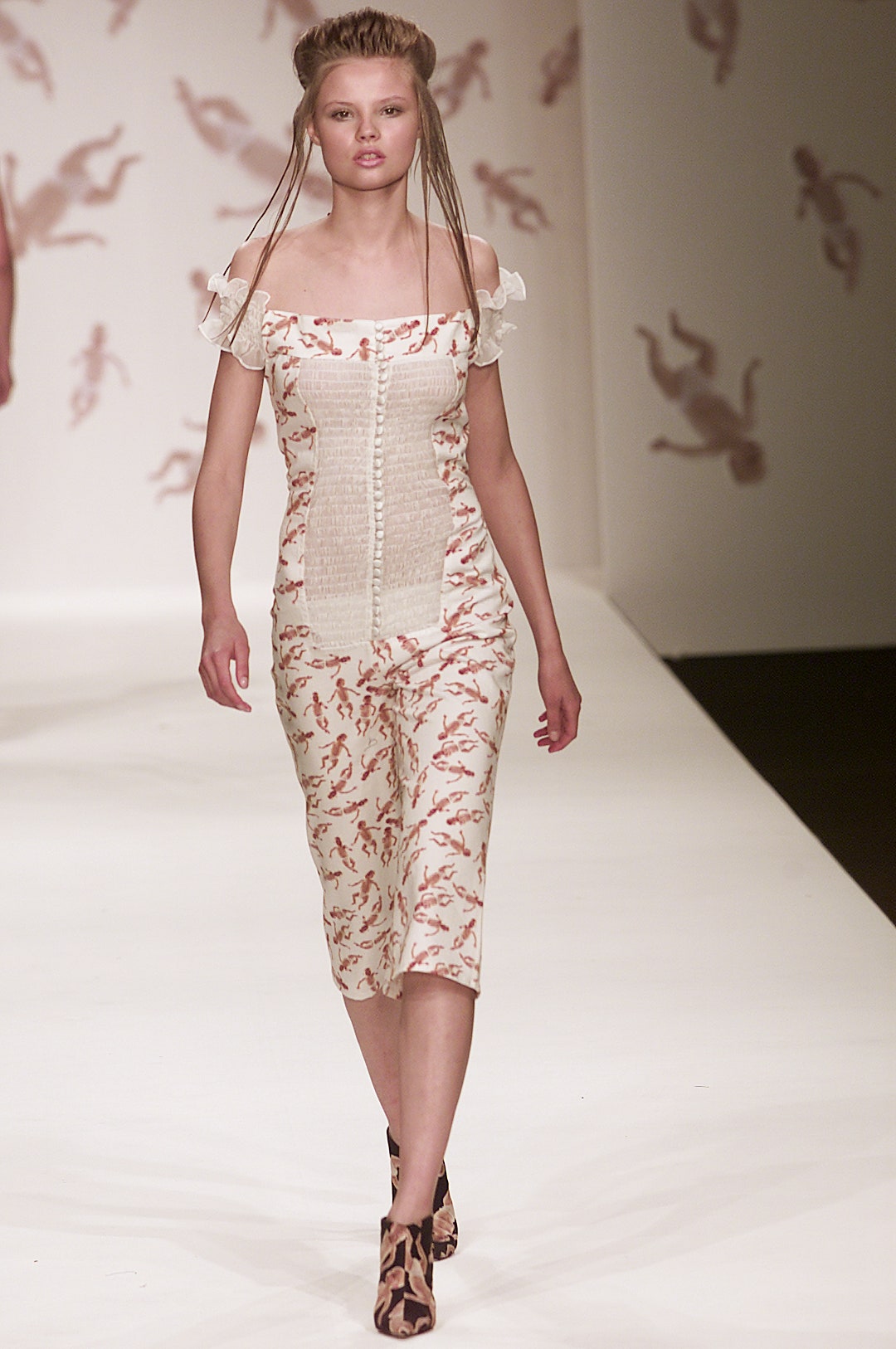 floral midi dress with pointed shoes