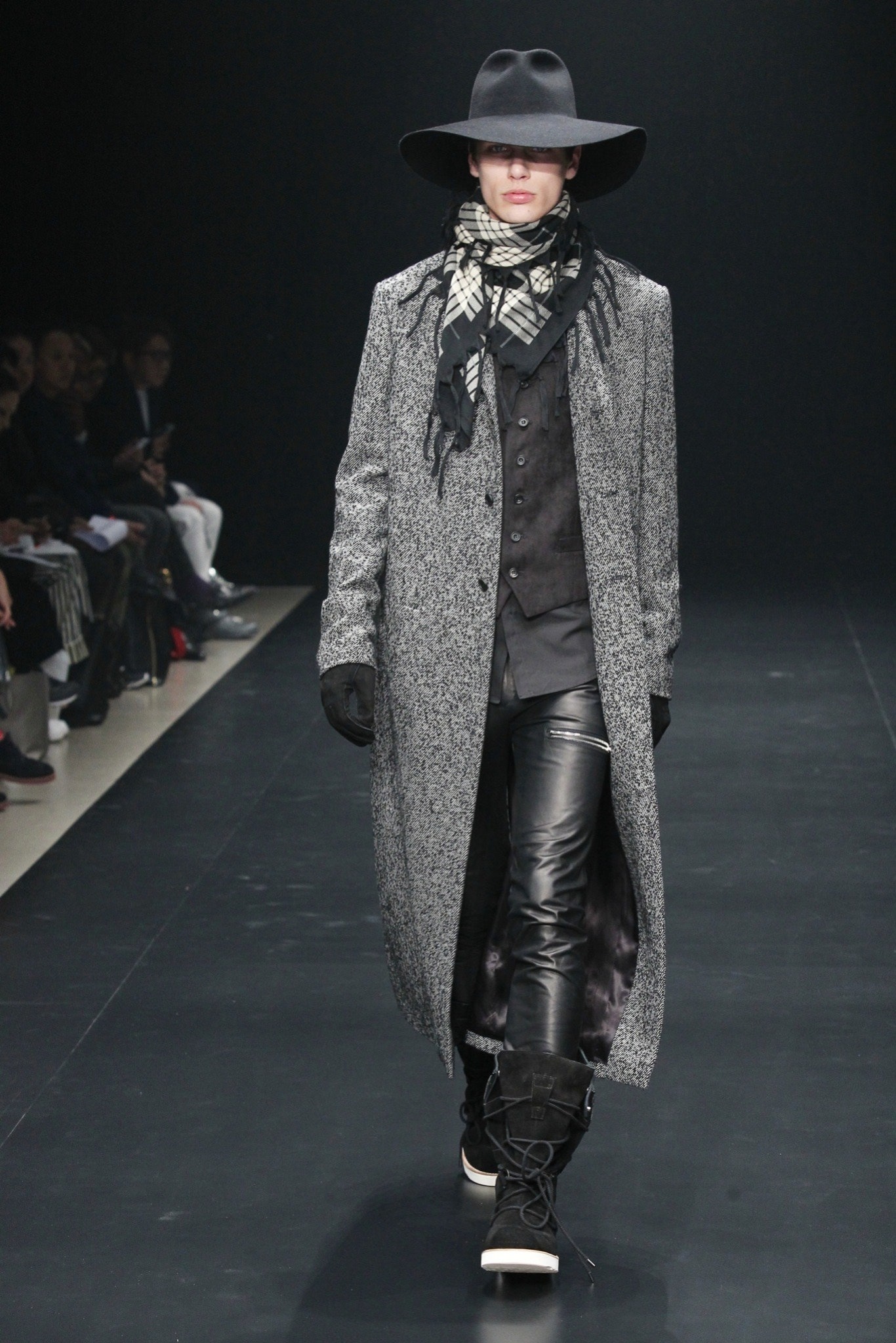 Ato Tokyo F/W 15 Look 1