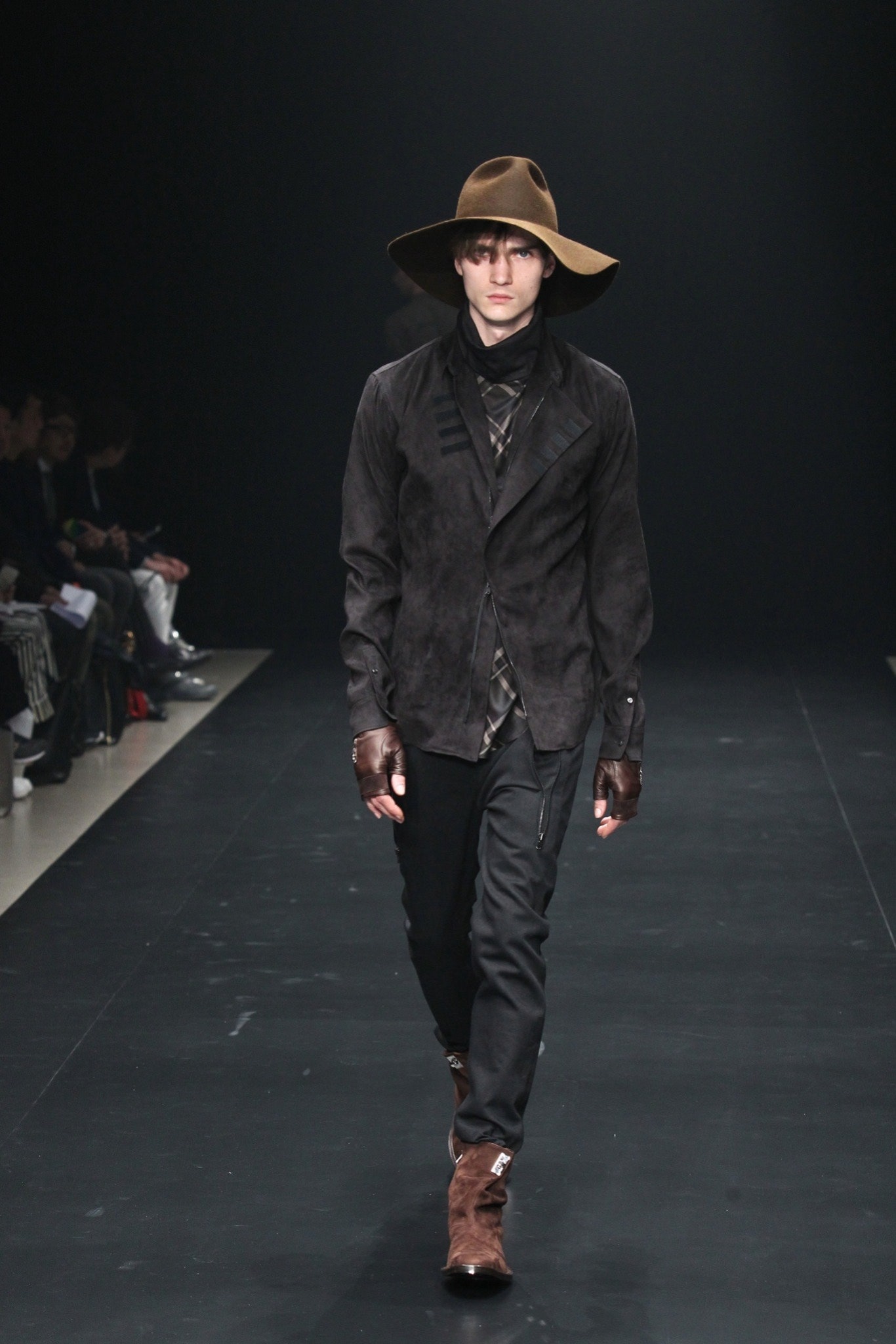 brown suede long-sleeve collared fitted zippered jacket