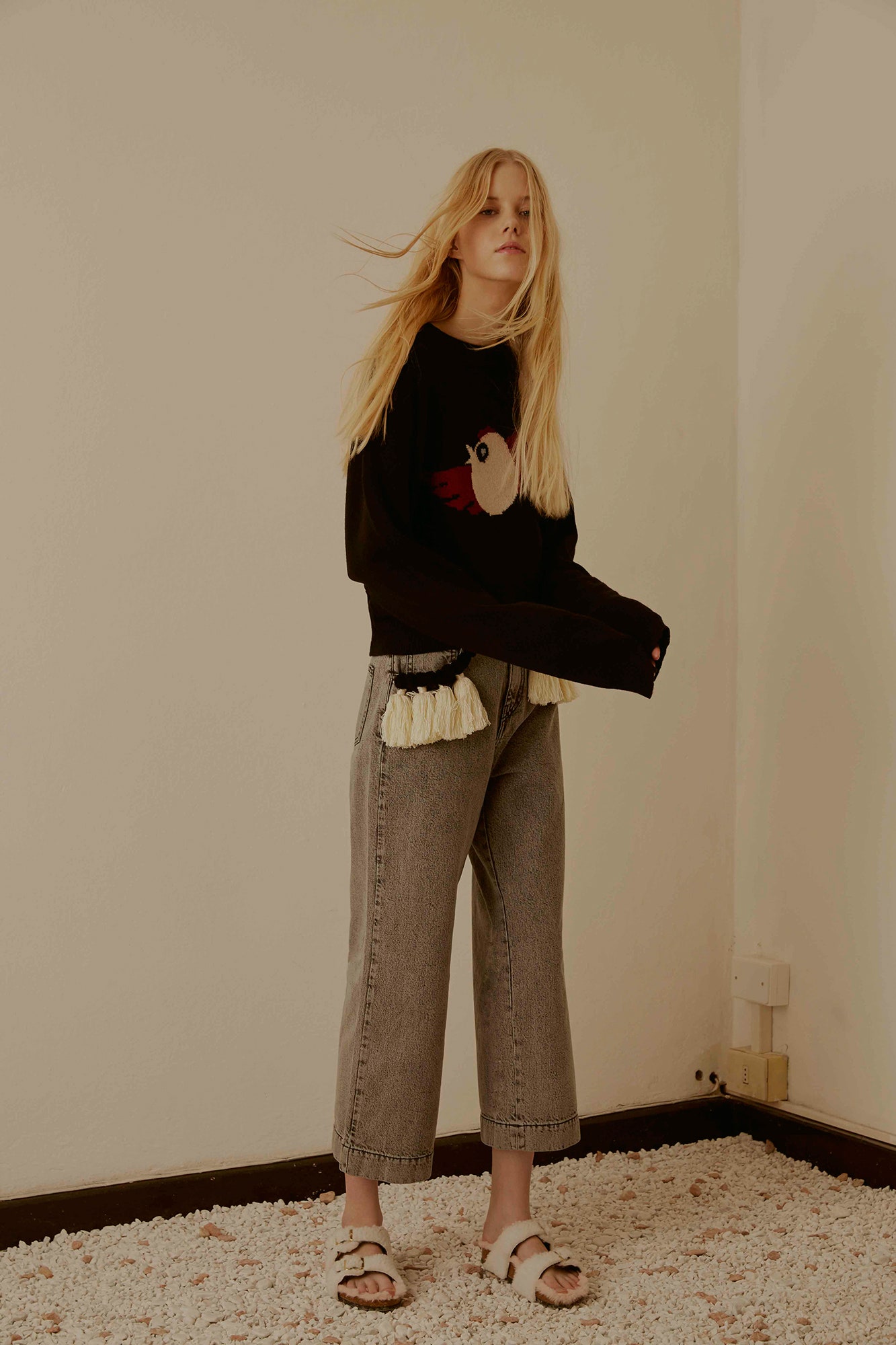 gray denim relaxed wide-leg cropped pants