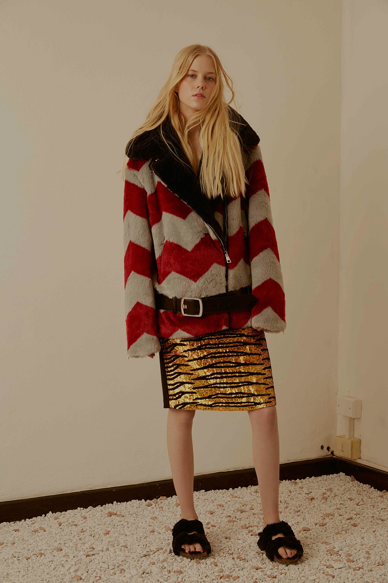 red faux-fur long-sleeve collared oversized zigzag jacket