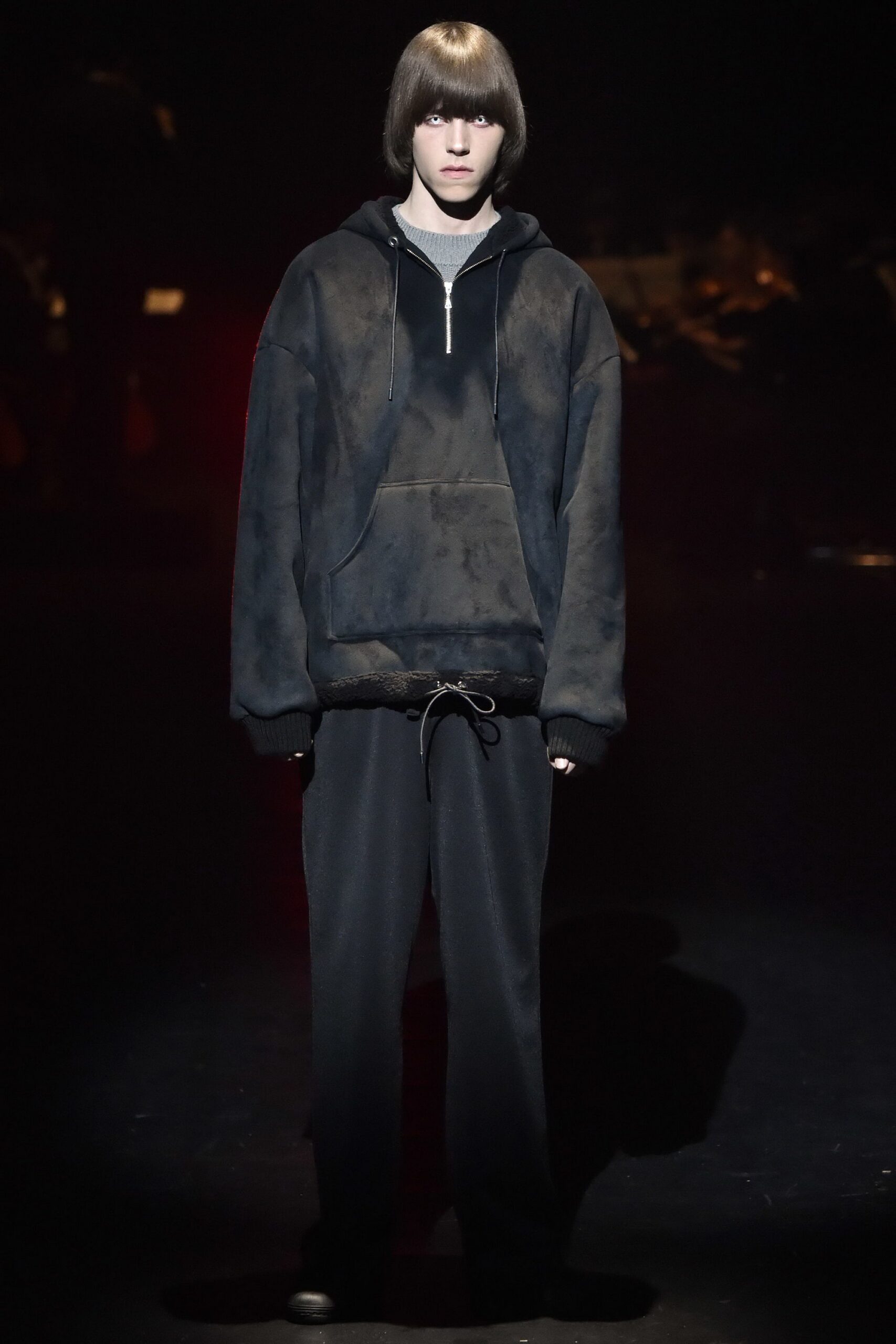black relaxed hoodie and pants