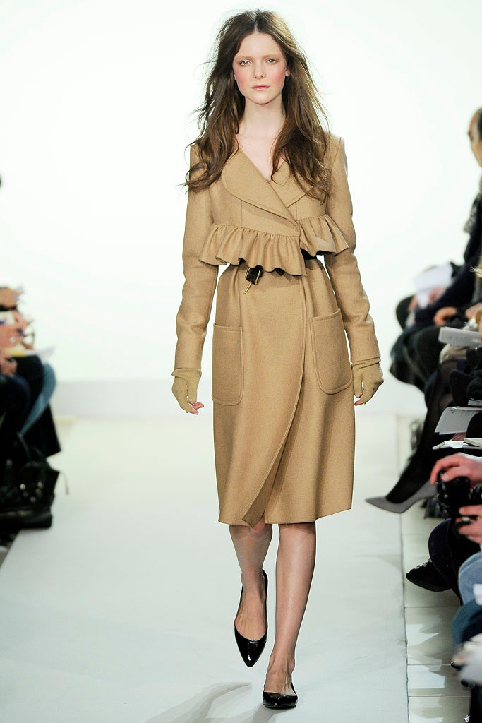 beige fitted wool coat