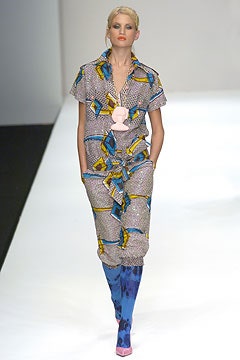 colorful printed jumpsuit with pink shoes