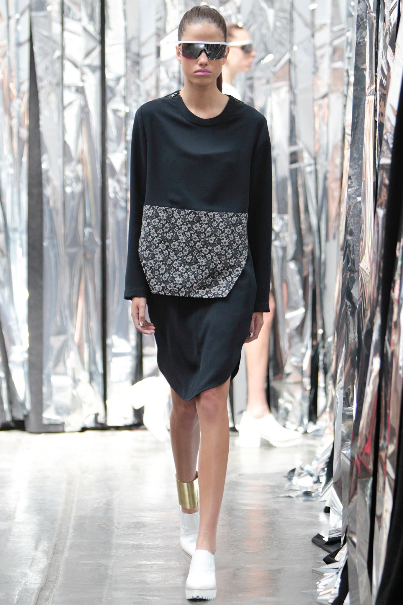 black relaxed long-sleeve dress