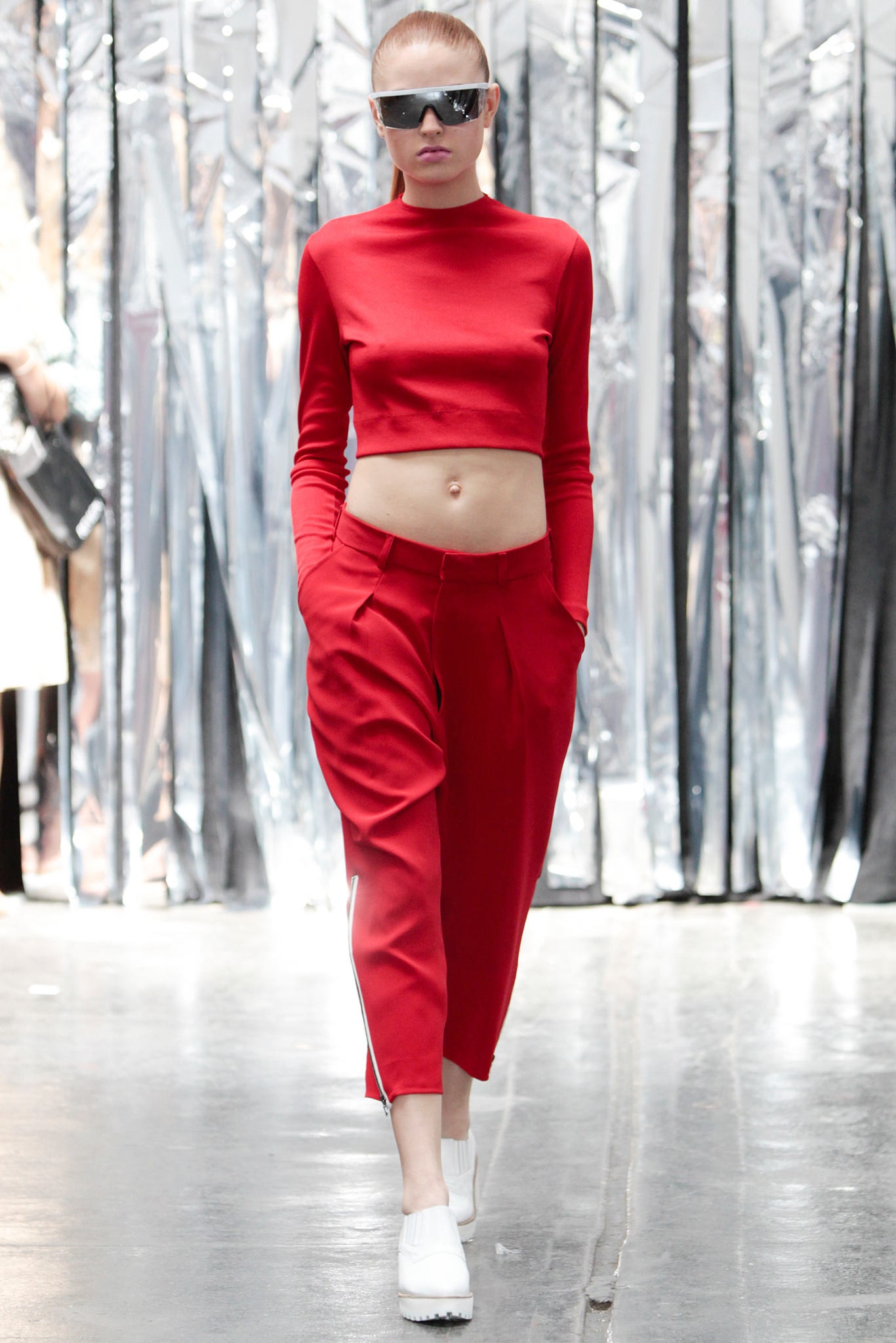 red long-sleeve high-neck fitted cropped crop-top