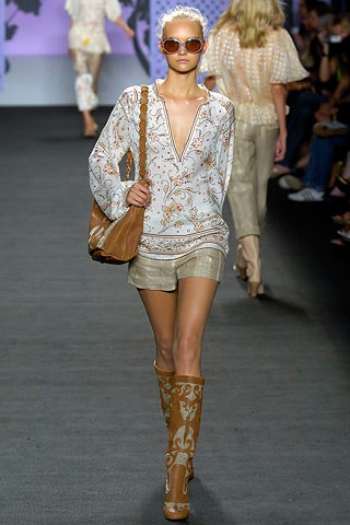 brown leather fitted embroidered boots