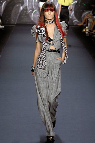 gray fitted blazer with wide-leg pants