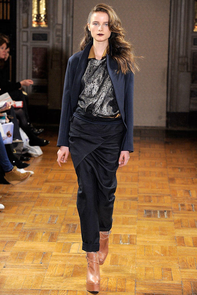 blue tailored jacket with printed top