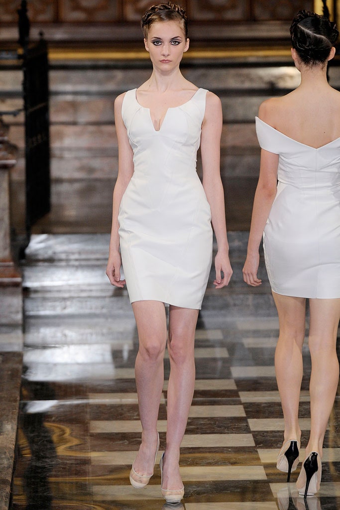 white fitted sleeveless dress