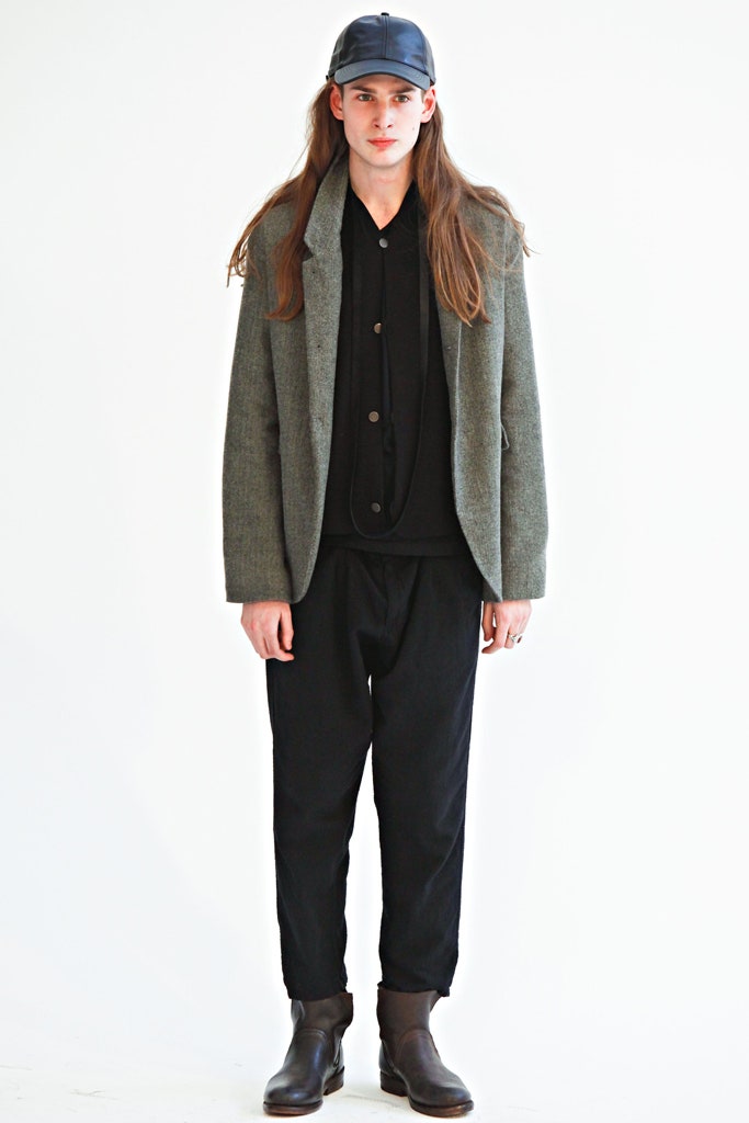 gray wool blazer with black shirt