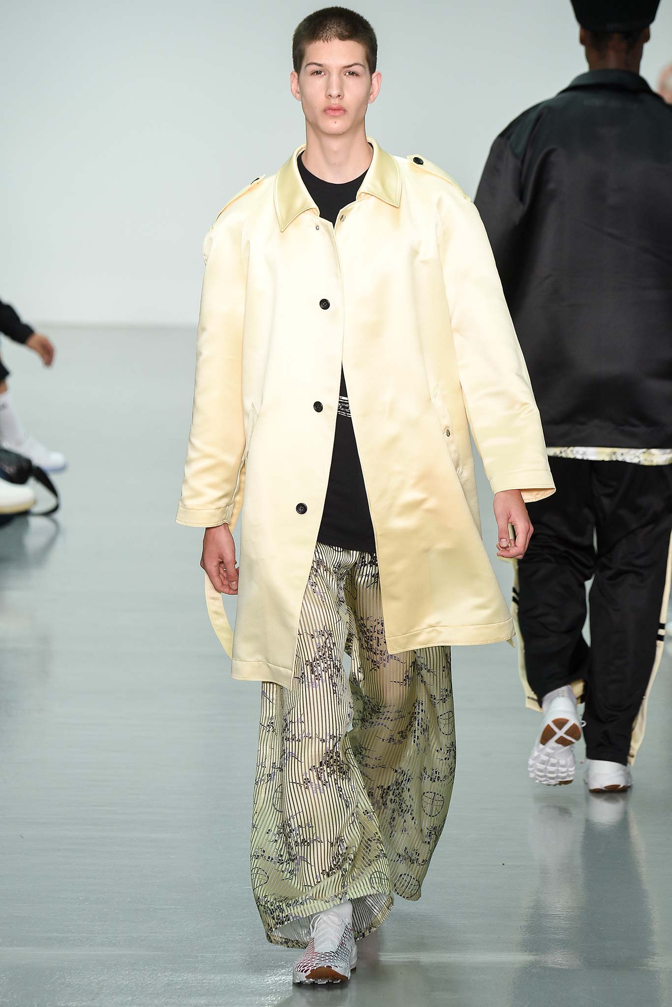 yellow satin long-sleeve collared relaxed buttoned shiny coat