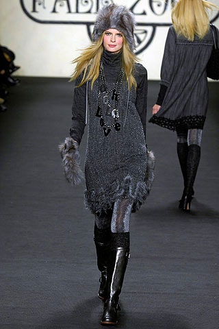 gray knit sleeveless dress with fur accessories