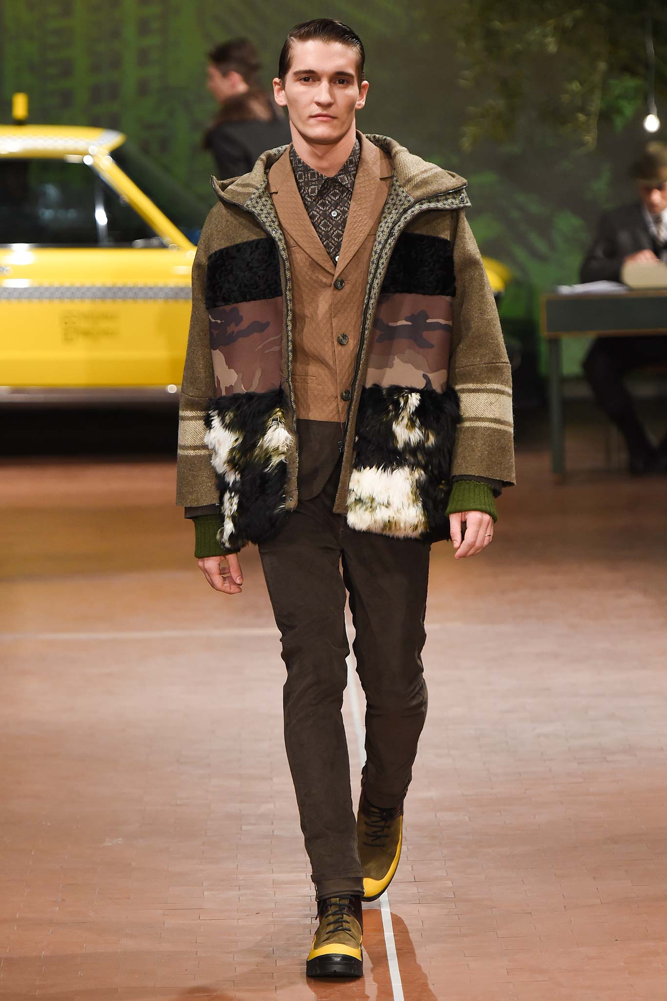 brown wool long-sleeve collared relaxed layered zippered jacket
