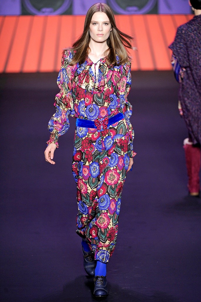 floral relaxed long-sleeve dress