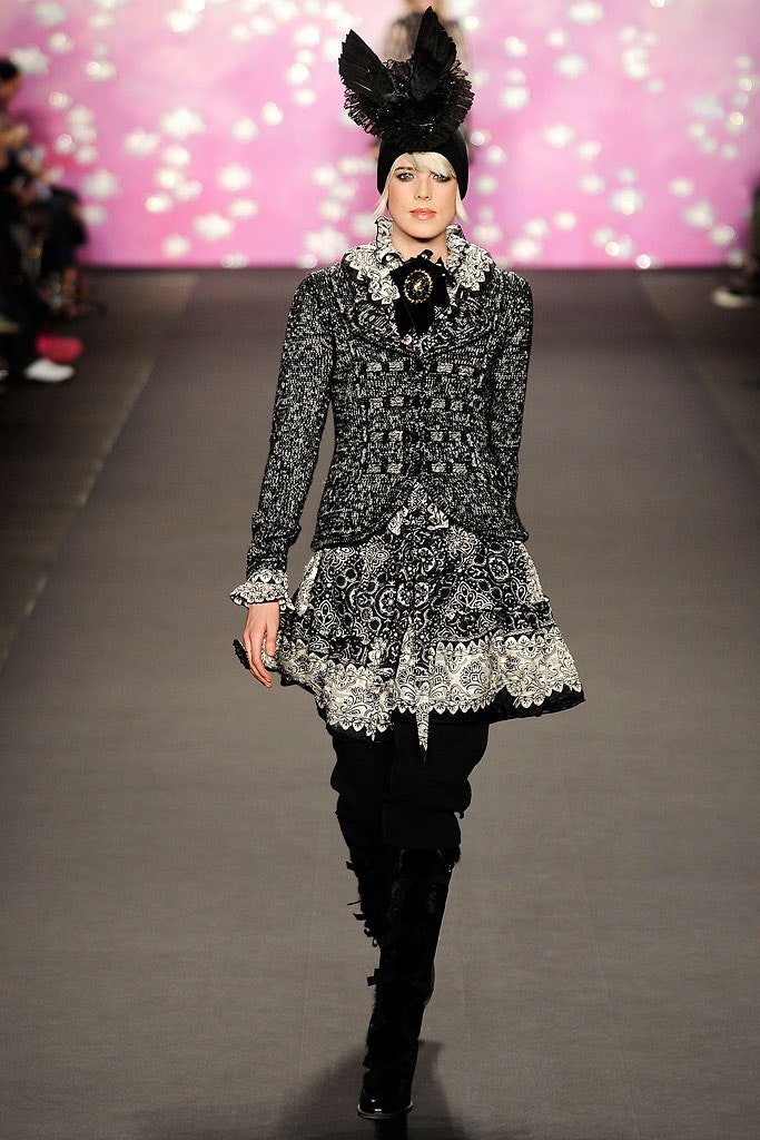 Anna Sui Fall 2009 Ready-to-Wear