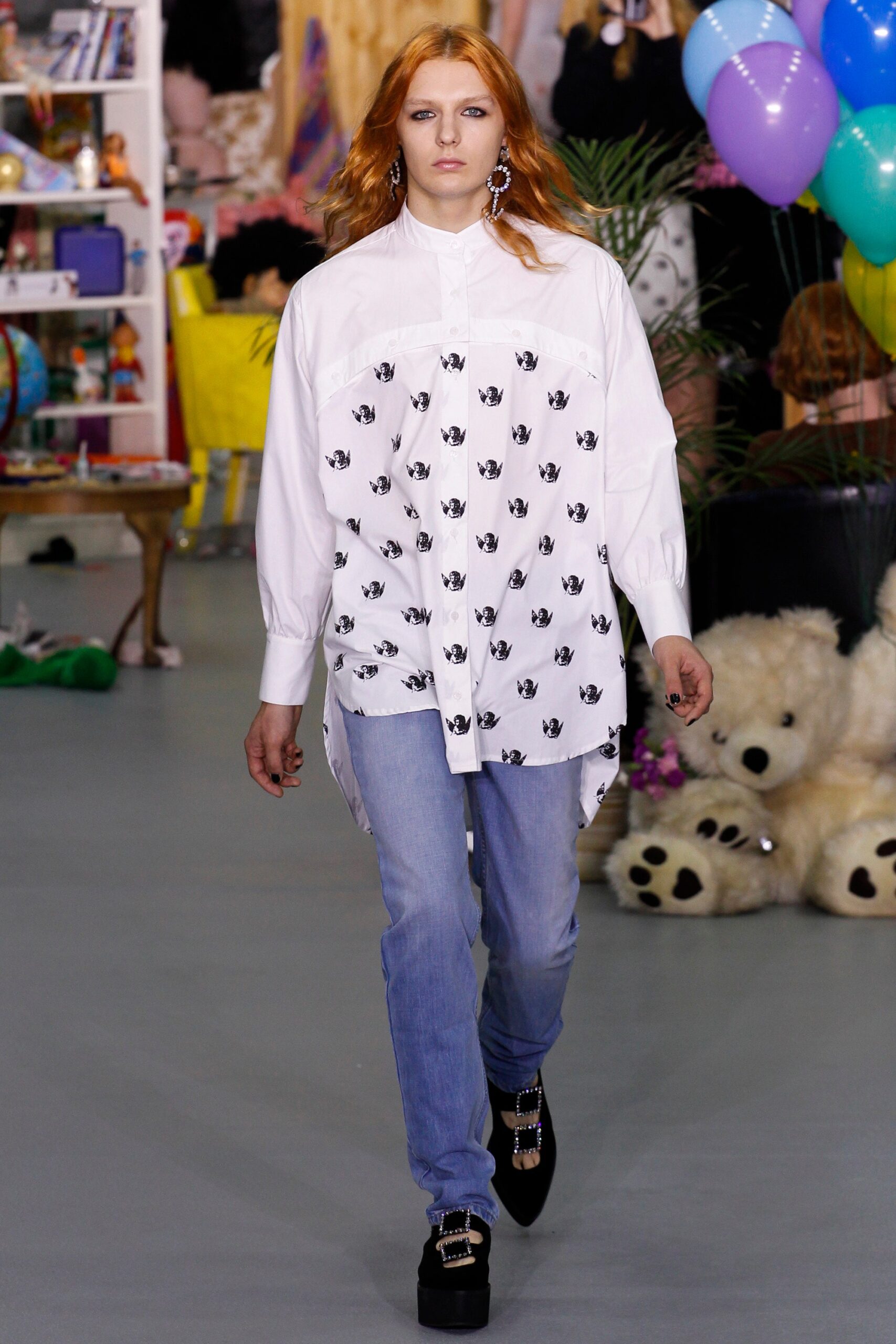 relaxed white printed shirt with jeans