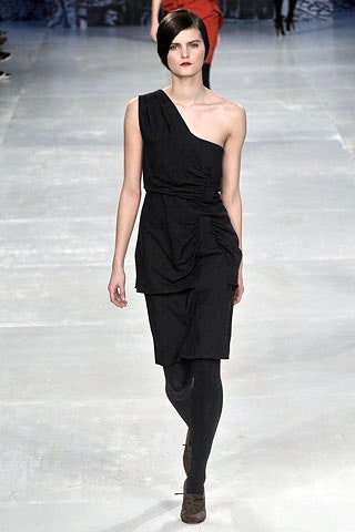 black fitted asymmetric dress