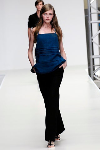 blue silk sleeveless square-neck fitted pleated top