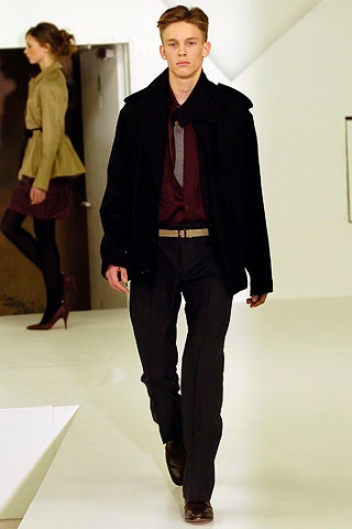 maroon cotton long-sleeve collared fitted shirt
