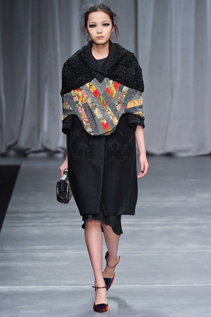 black wool fitted coat with multi jacket