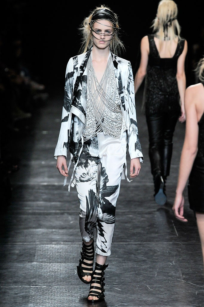 black and white printed blazer