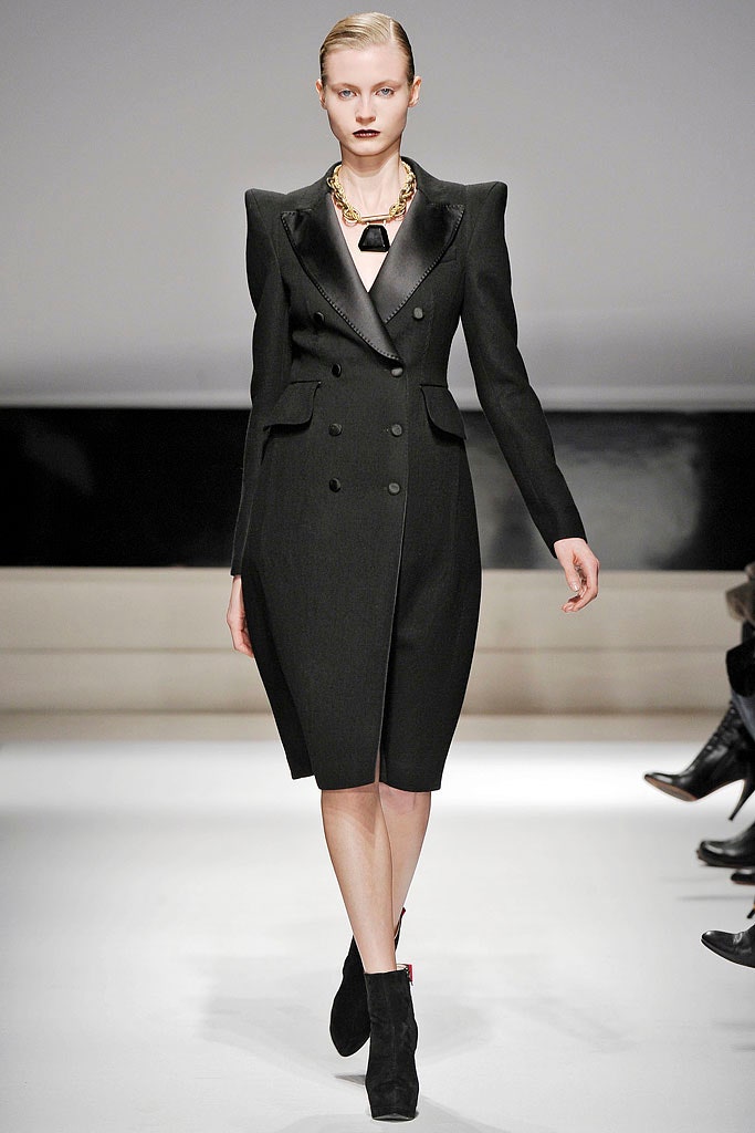 black fitted midi dress