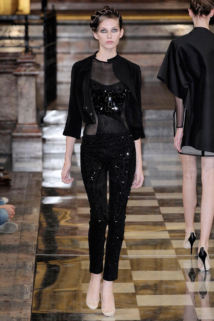 black silk short-sleeve collared tailored zippered jacket