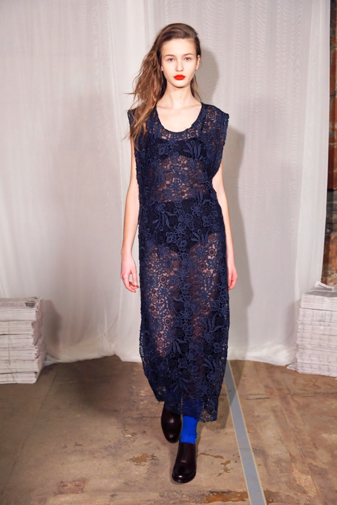 blue lace sleeveless dress