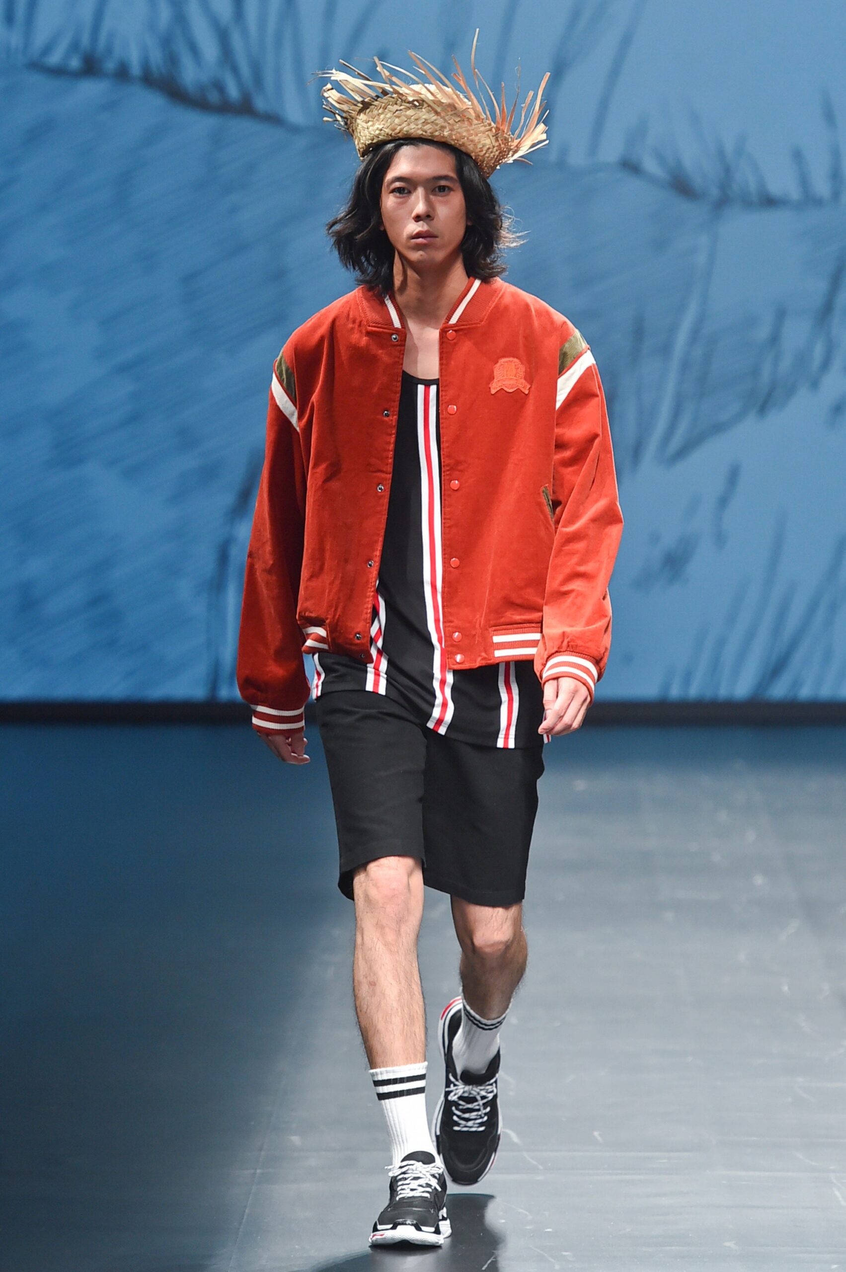 red velvet long-sleeve collared relaxed buttoned jacket