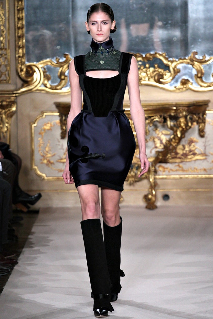 black and blue fitted mini dress