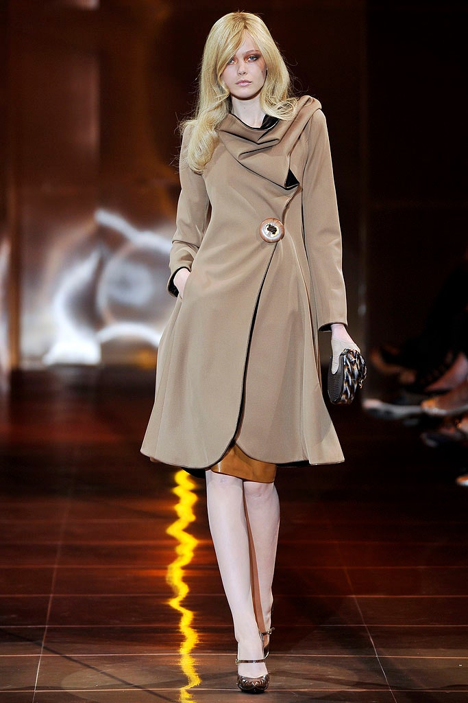 beige wool long-sleeve collared fitted buttoned midi coat