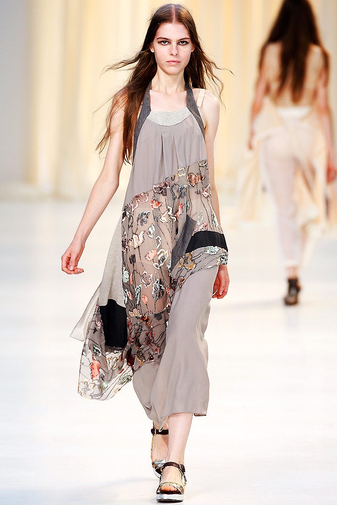 gray layered sleeveless dress