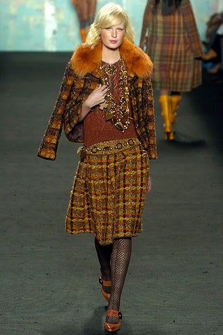 brown wool long-sleeve collared fitted layered buttoned coat
