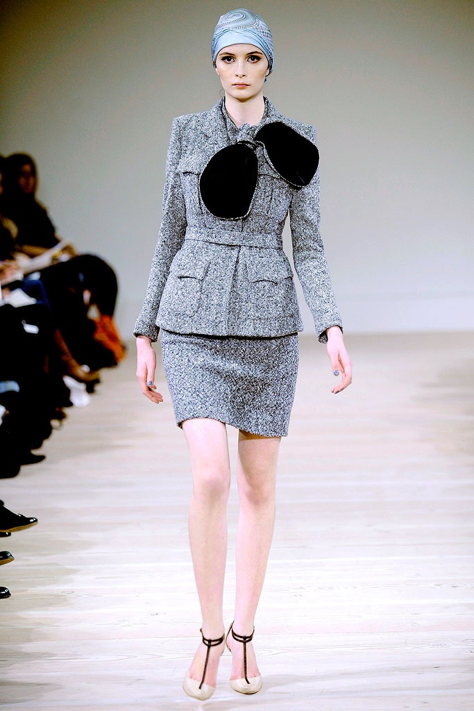 gray tweed blazer and pencil skirt