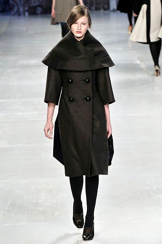 fitted black wool coat