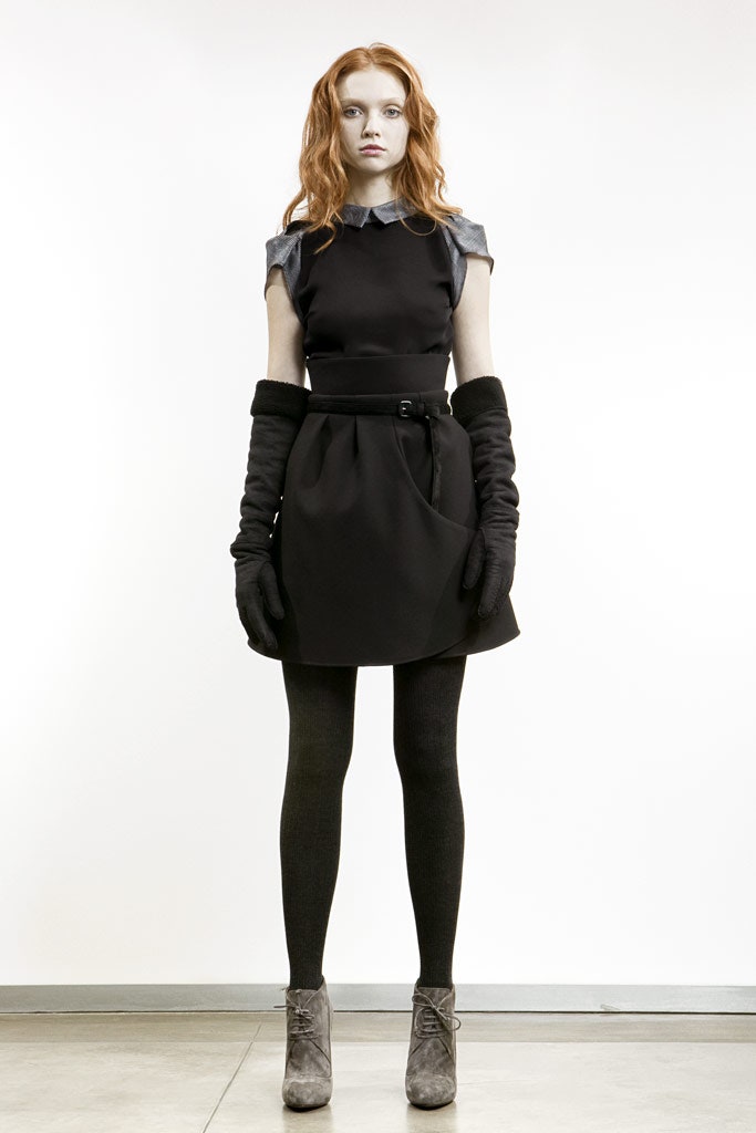 black cotton fitted gloves