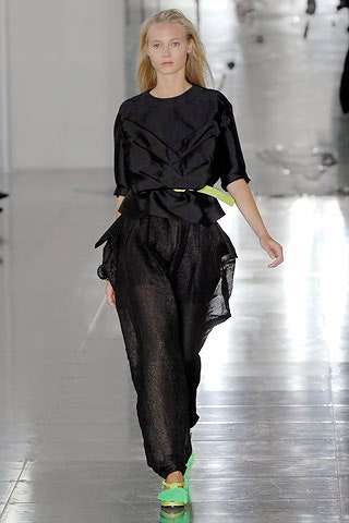 black chiffon relaxed wide-leg flowing pants