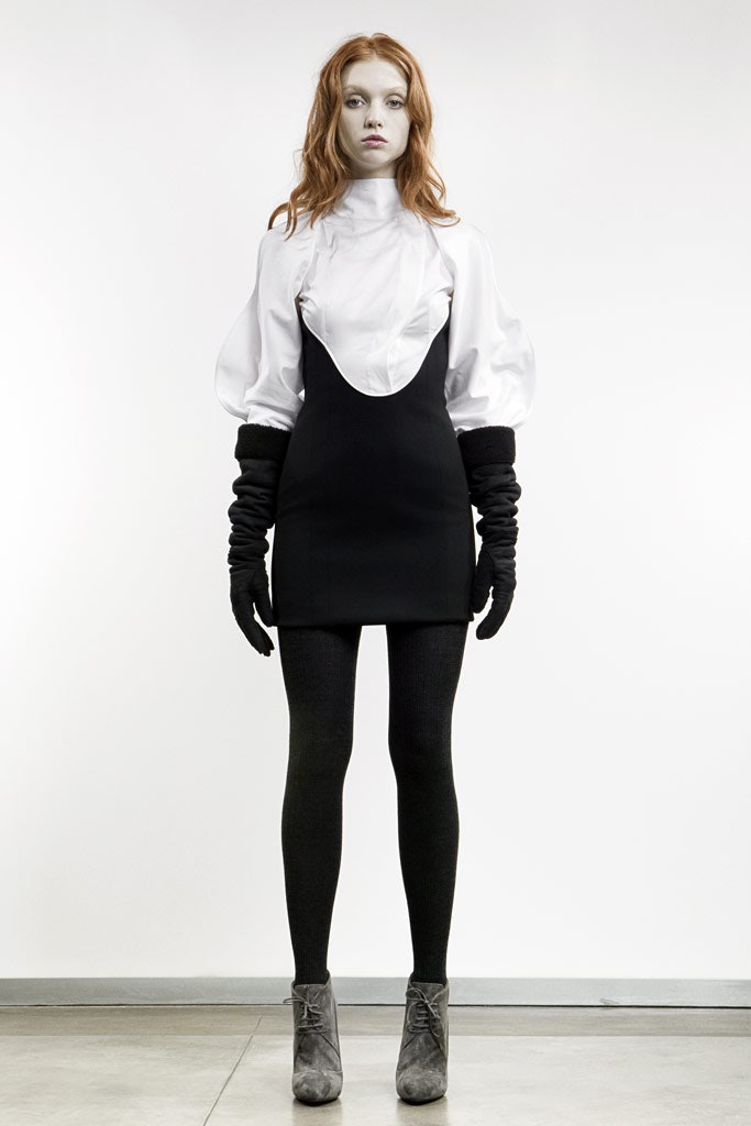 white cotton long-sleeve collared relaxed padded blouse