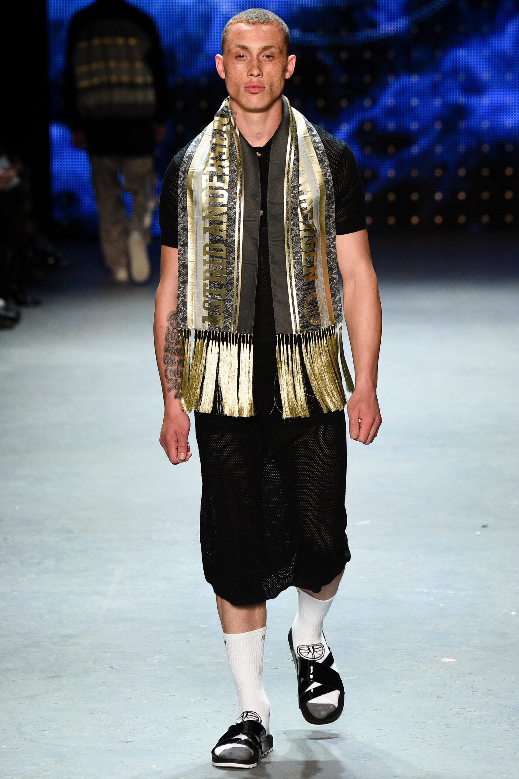 black fitted shirt and shorts