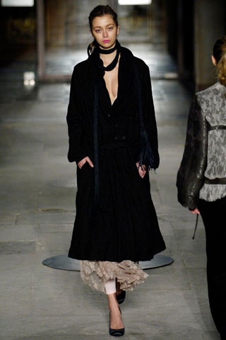 black cotton long-sleeve v-neck relaxed buttoned pockets coat