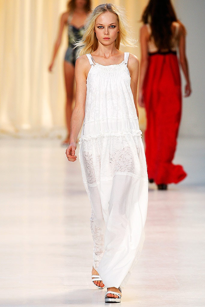 white relaxed sleeveless dress