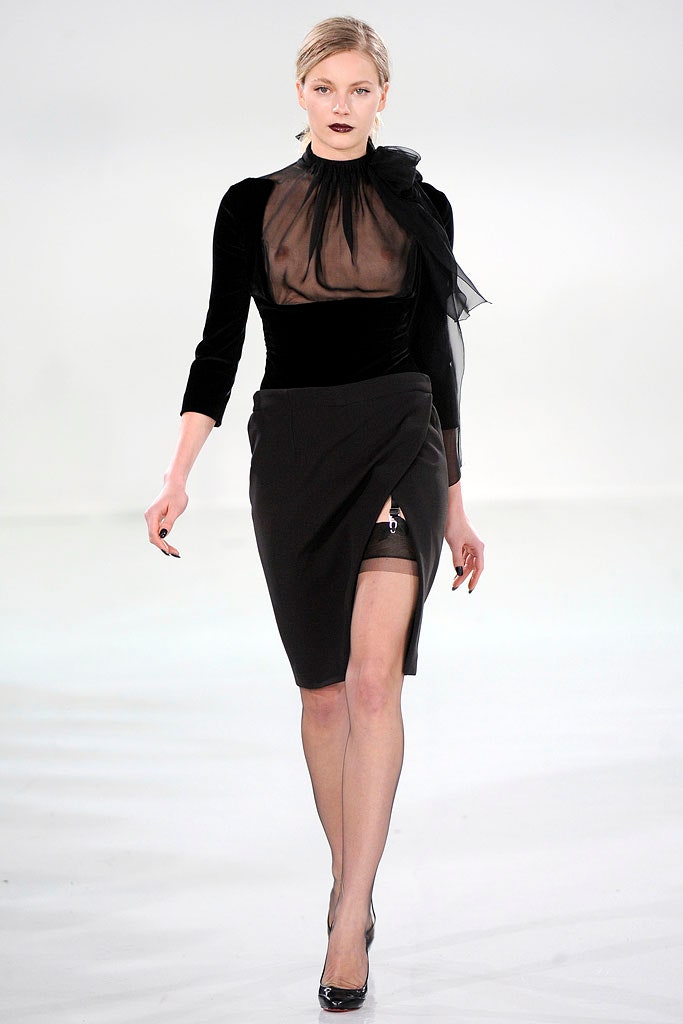 black fitted asymmetric dress